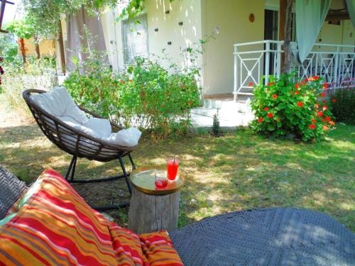 Port Rooms Pet Friendly Hotel in Thasos