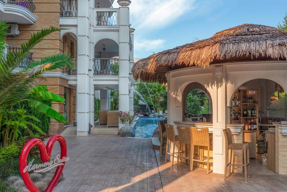Harmony Suites - Dream Island Apartment hotel in Sunny Beach