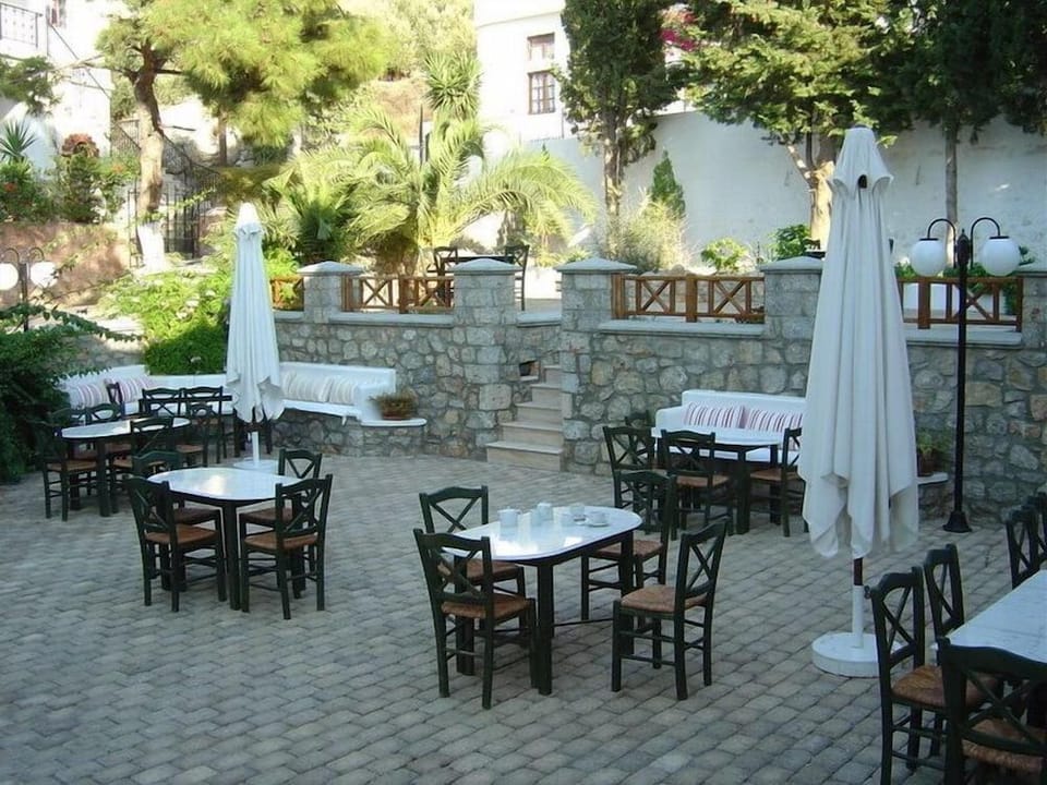 Oasis Hotel Hotel in Kalymnos