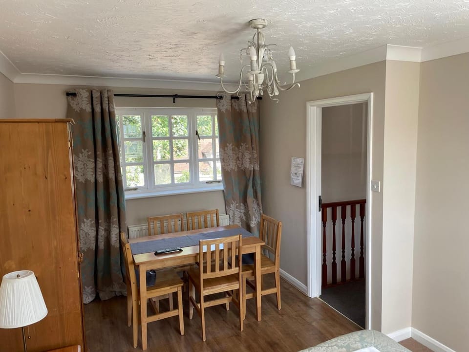 Longs Inn Hotel Hotel in Aylesbury Vale