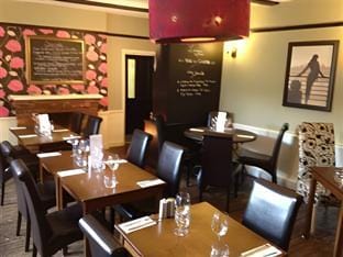Longs Inn Hotel Hotel in Aylesbury Vale