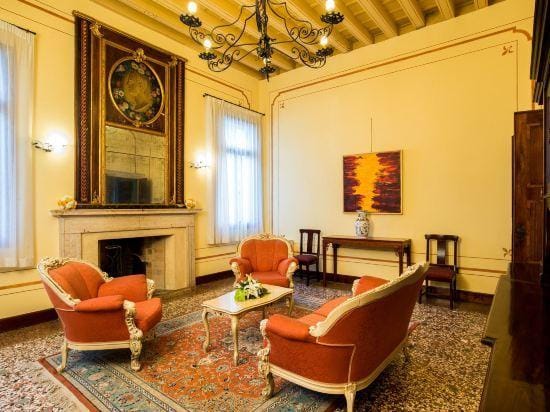 Best Western Plus Hotel Villa Tacchi Hotel in Veneto