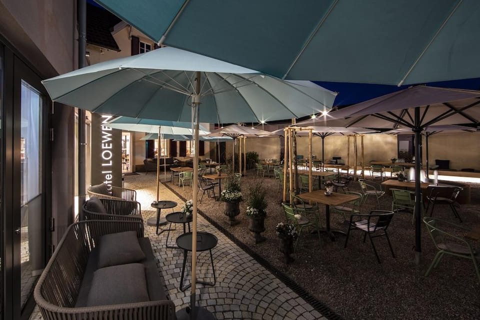 Gasthaus Und Hotel Zum Lowen Hotel in Weil am Rhein