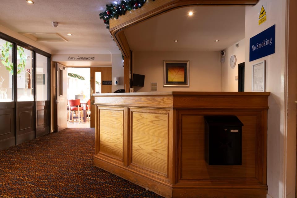 Weathervane Hotel by Greene King Inns Hotel in Stoke-on-Trent