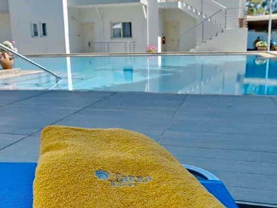 Tarra Apartments Hotel in Crete