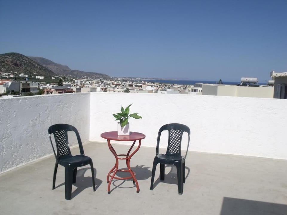 Litsa Studios Hotel in Malia, Crete