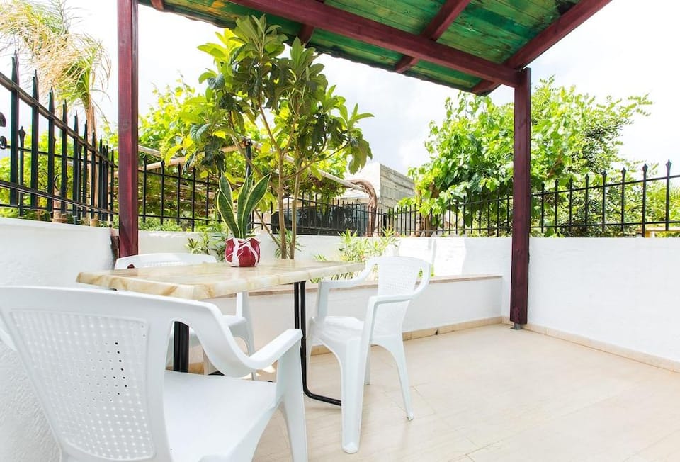 Litsa Studios Hotel in Malia, Crete