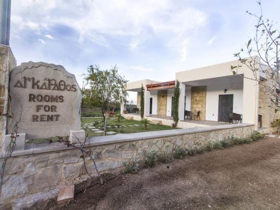 Agarathos Traditional Rooms - Pool - Kaliviani -on the Road to Balos Hotel in Crete