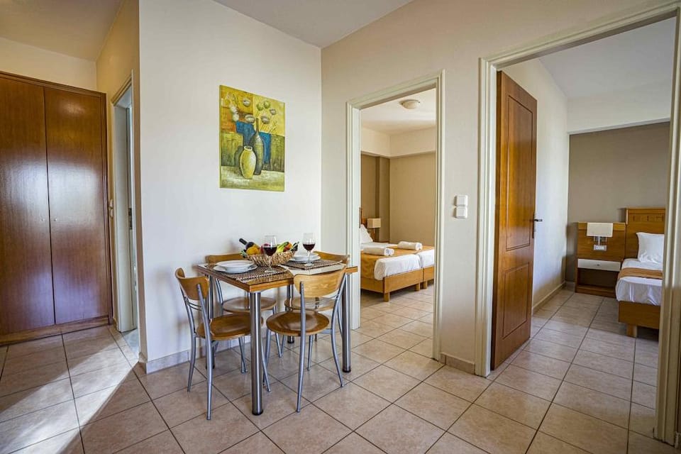 Helios Apartments Hotel in Crete