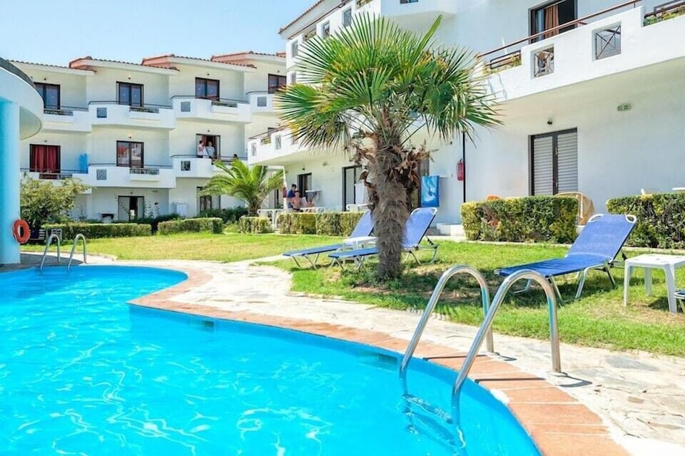 Xenios Dolphin Beach Hotel Hotel in Halkidiki