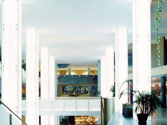 Advise Hotels Reina Hotel in Andalusia