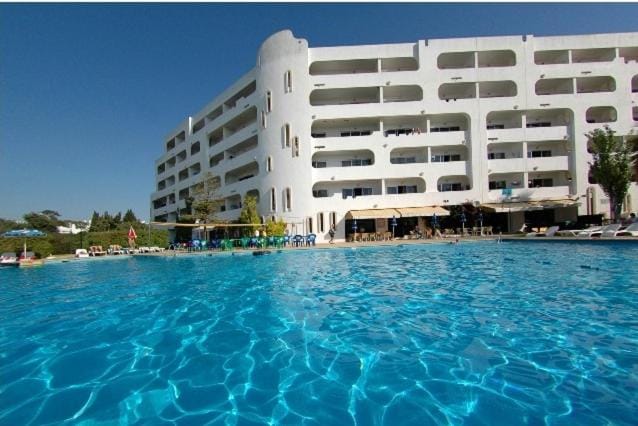 Apartamentos Turisticos Silchoro Apartment hotel in Albufeira