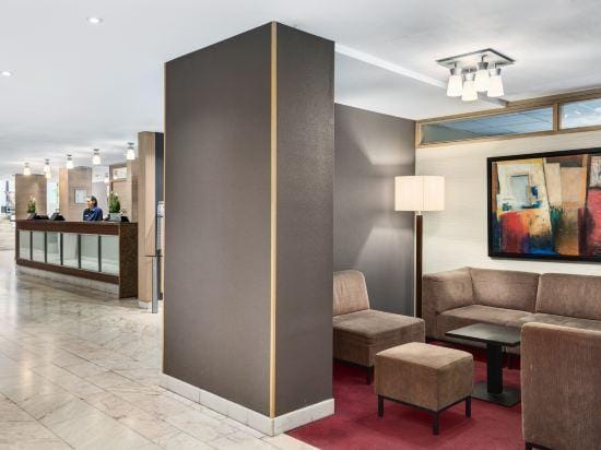 NH Brussels Louise Hotel in Saint-Gilles