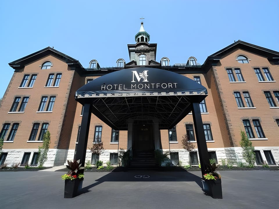 Hotel Montfort Nicolet Hotel in Quebec