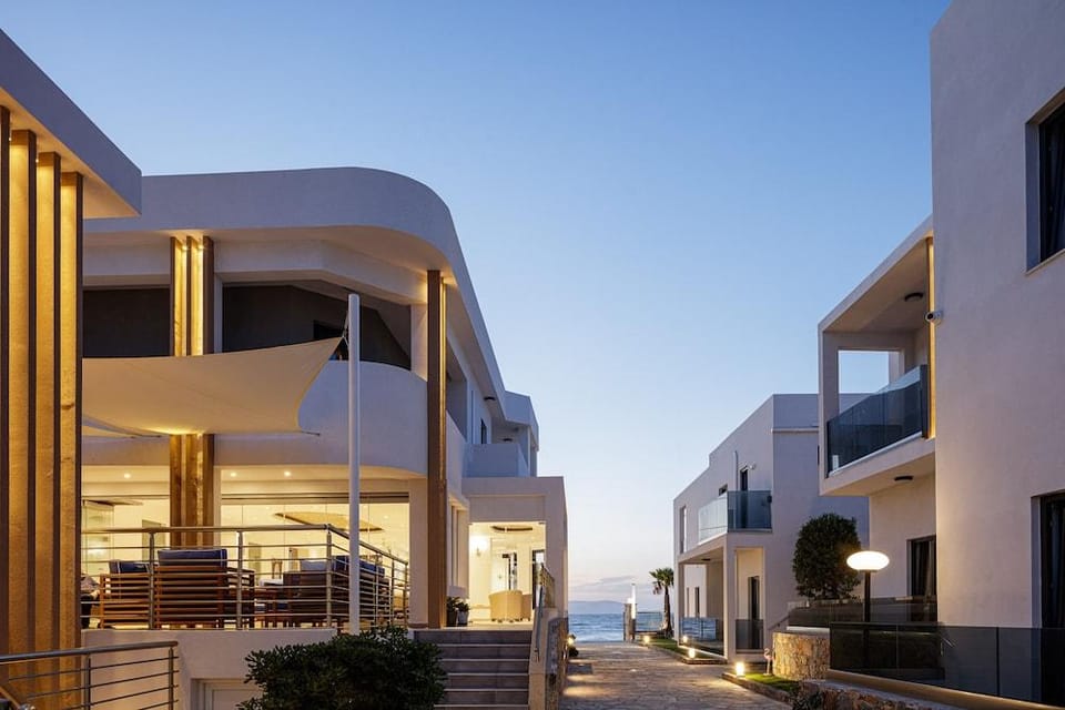 Golden Bay Hotel in Crete