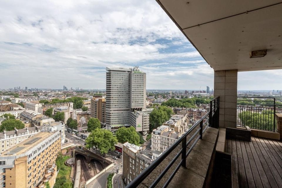 Point West Apartments Hotel in City of Westminster