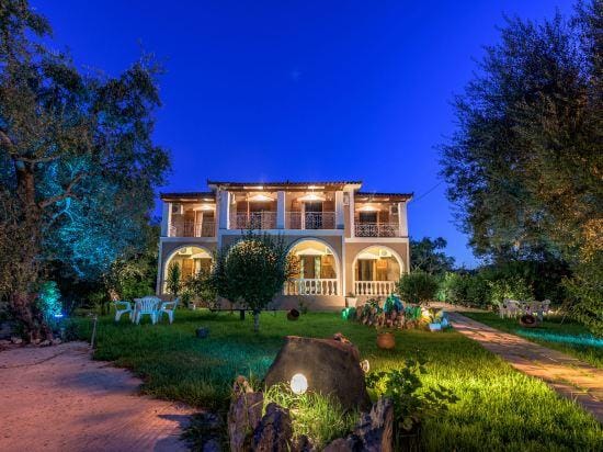 Pansion Mary Studios Hotel in Peloponnese, Western Greece and the Ionian