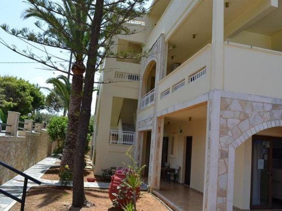 Sunny Suites Hotel in Crete