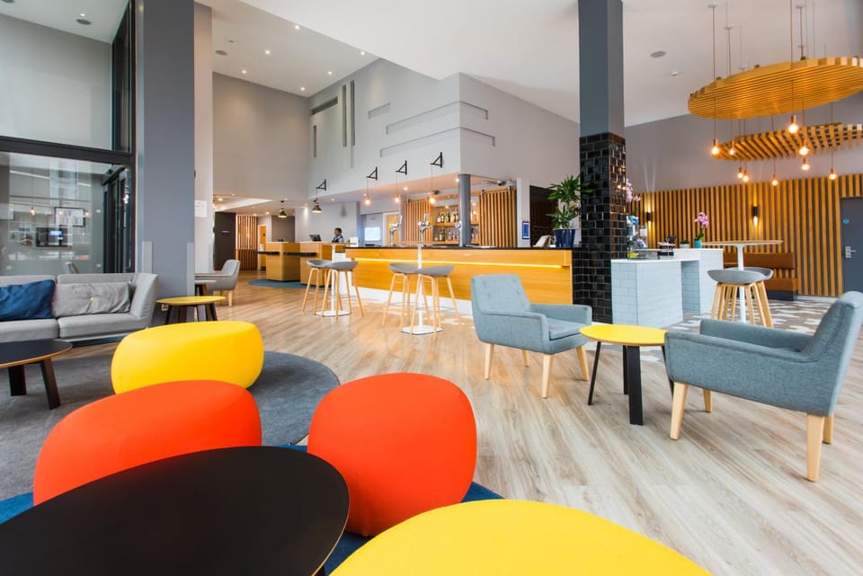 Bar/lounge