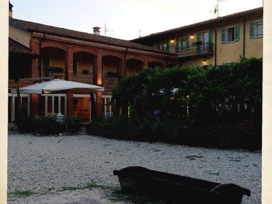 San Martino Langhe Hotel in Liguria