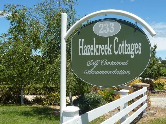 Hazelcreek Cottages Hotel in Tasmania