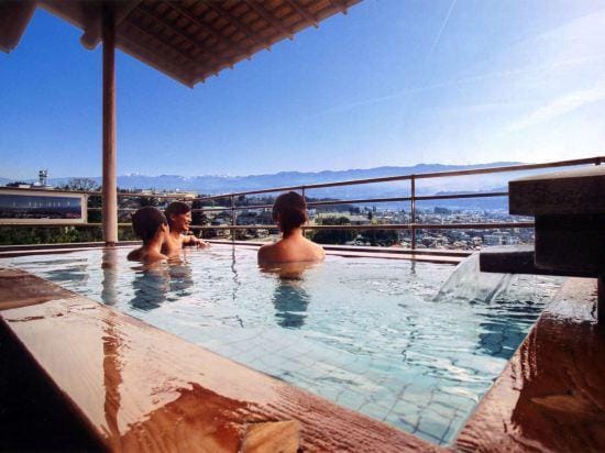 Tenku-No-Shiro Sangitei-Honkan Hotel in Nagano Prefecture