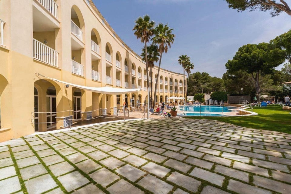 Comitas Floramar Apartment hotel in Serpentona