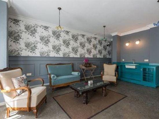 Alacati Kostem Hotel - Special Category Hotel in Alaçatı