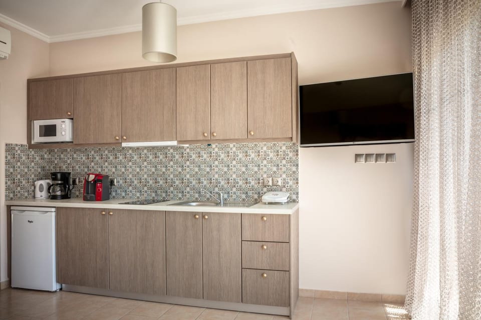 Royalty Suites Seaside Hotel in Nikiti