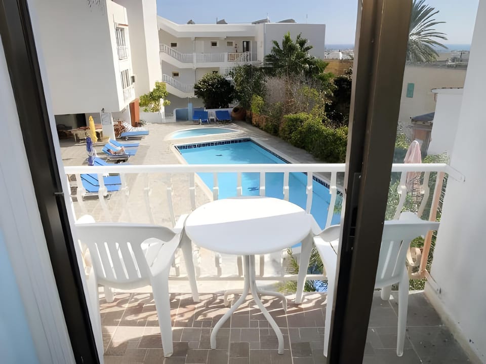 Antonis G. Hotel Apartments Hotel in Oroklini