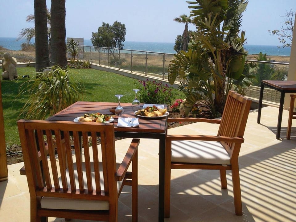 E-Hotel Larnaca Resort & Spa Hotel in Larnaca District