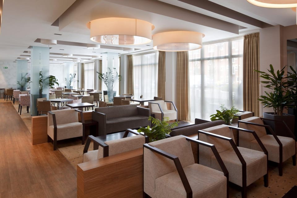 Bar/lounge