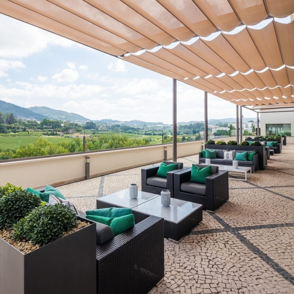 Cidnay Santo Tirso - Charming Hotel & Executive Center Hotel in Porto District