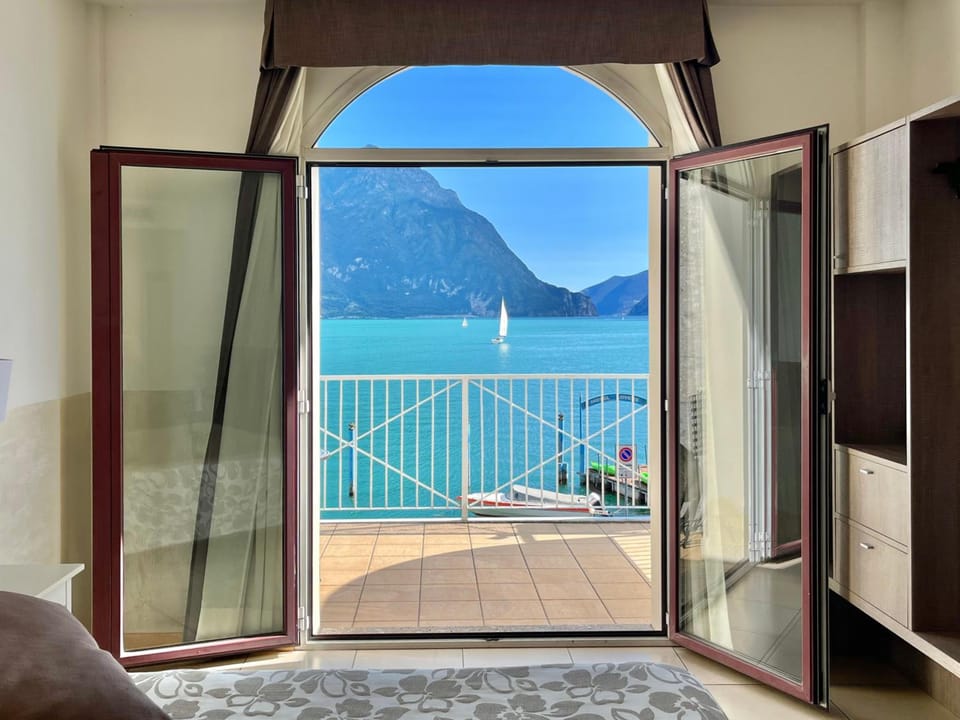 Hotel Lovere Resort and Spa Hotel in Lovere