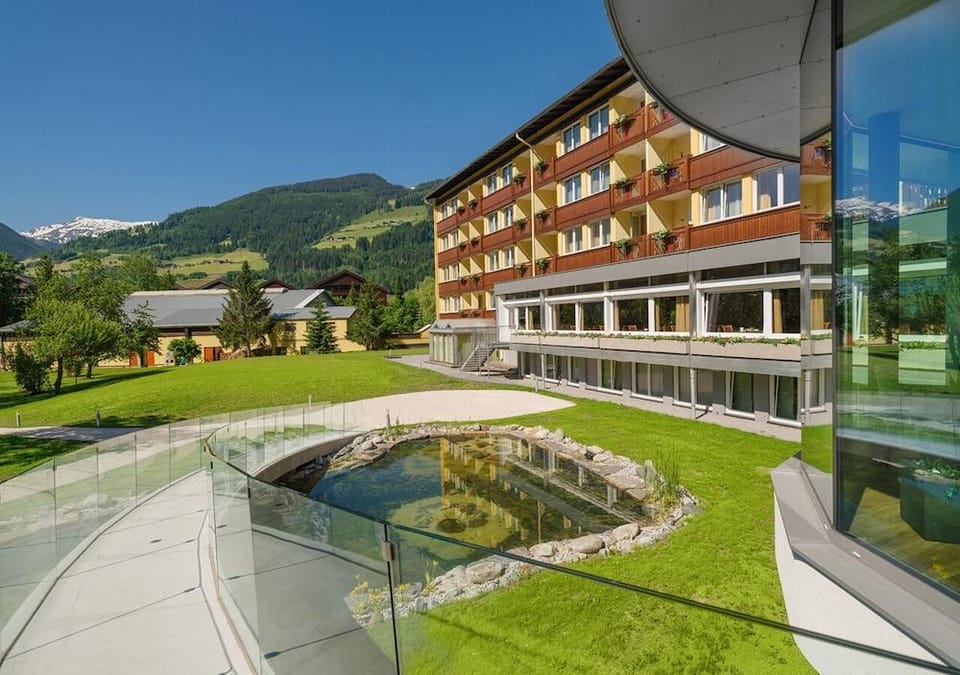 Johannesbad Hotel Palace Hotel in Bad Hofgastein