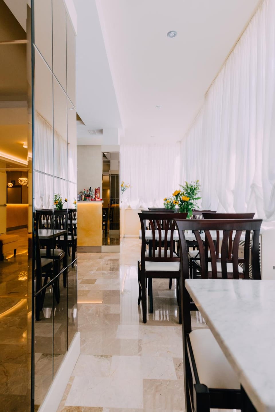 Bar/lounge