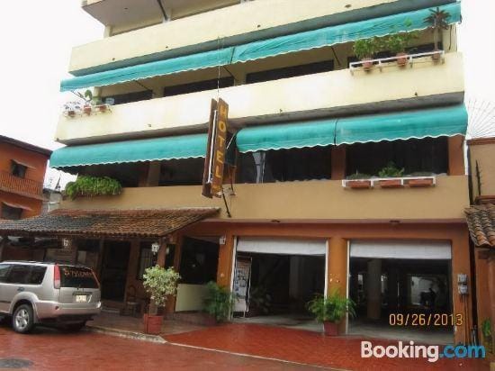 Hotel Tradicional Savaro SA de CV Hotel in Zihuatanejo