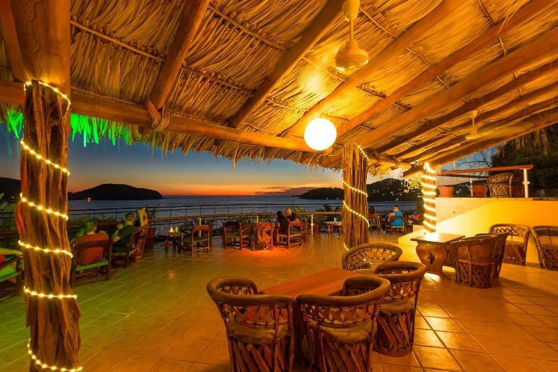 Hotel Catalina Beach Resort Hotel in Zihuatanejo