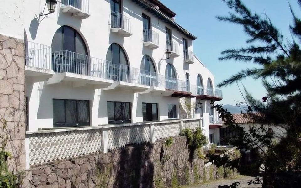Hotel de La Borda Hotel in Taxco