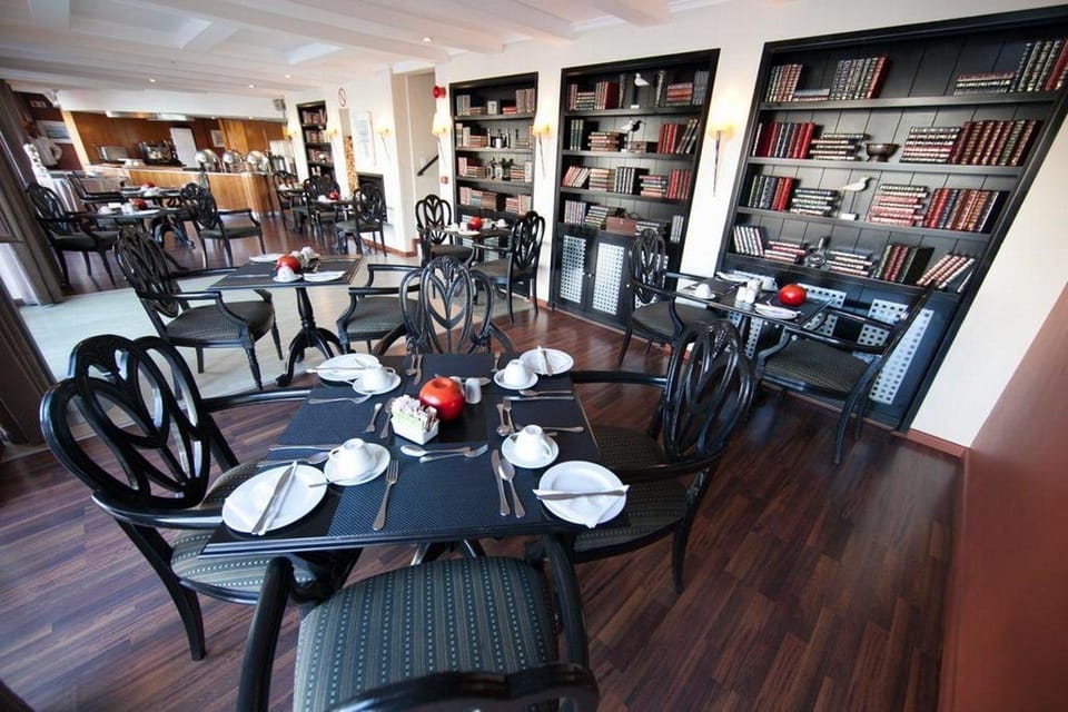 Protea Island Club Hotel in Cape Town