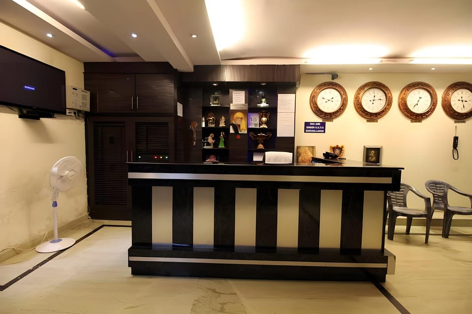 Hotel Apple Villa - New Delhi Hotel in New Delhi