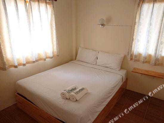 Baan Chomlay Resort Hotel in Surat Thani Changwat