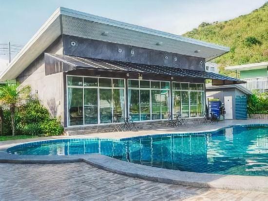 Mountain View Resort Hotel in Hua Hin District