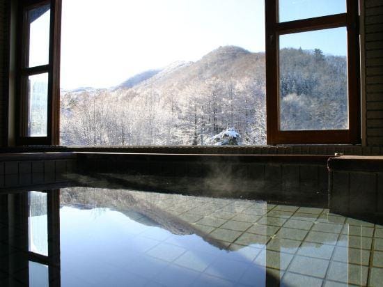 Hotel White Inn Kitashiga Hotel in Shimotakai District