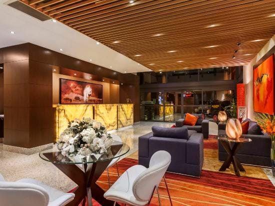 Poco Inn and Suites Hotel & Conference Centre Hotel in Port Coquitlam