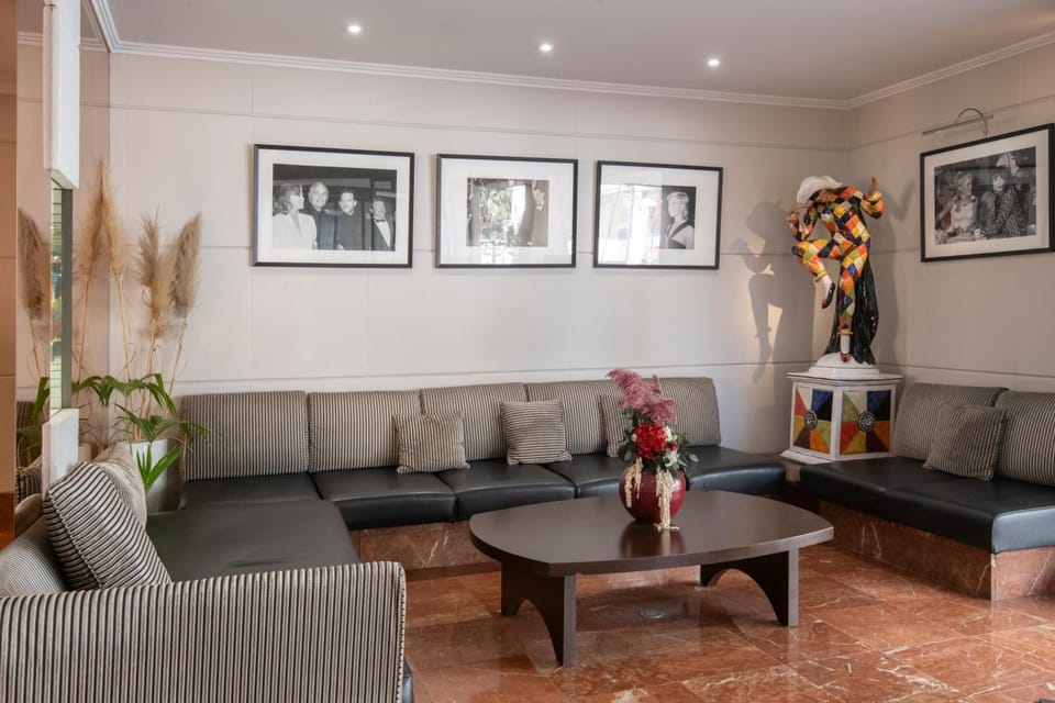 Best Western Le Patio Des Artistes Hotel in Cannes