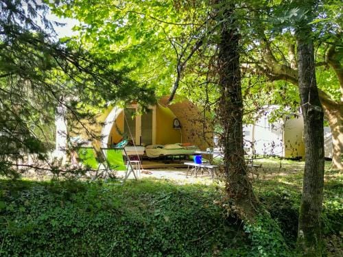 Le Moulin D'onclaire Camping et chambres d'hotes Hotel in Provence-Alpes-Côte d'Azur
