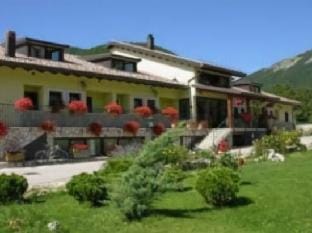 Hotel Cocon Garden Hotel in Pescasseroli