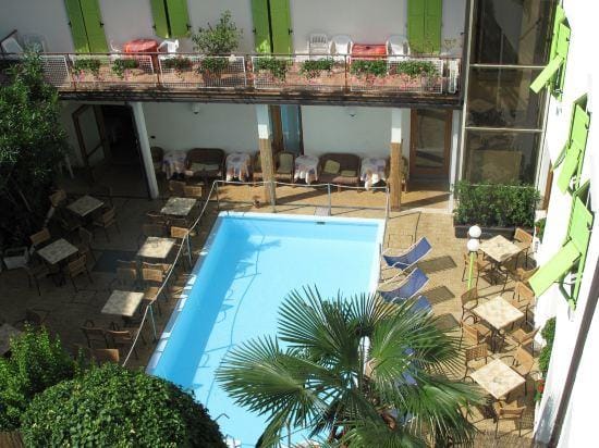 epOche Hotel Zanella 1889 Hotel in Nago–Torbole