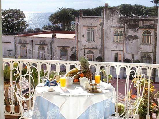 Casa Raffaele Conforti Hotel in Maiori